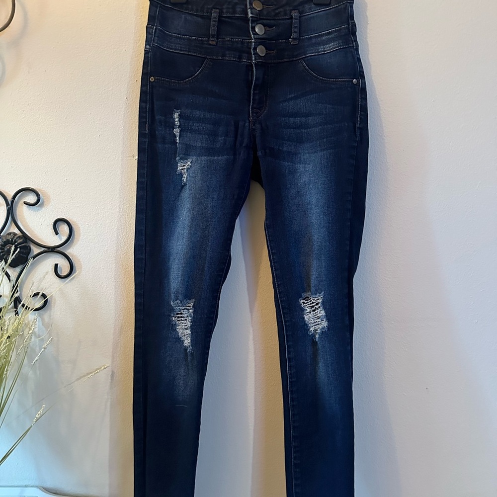 Refuge High Rise Blue Jeans Distressed Ankle Skinny